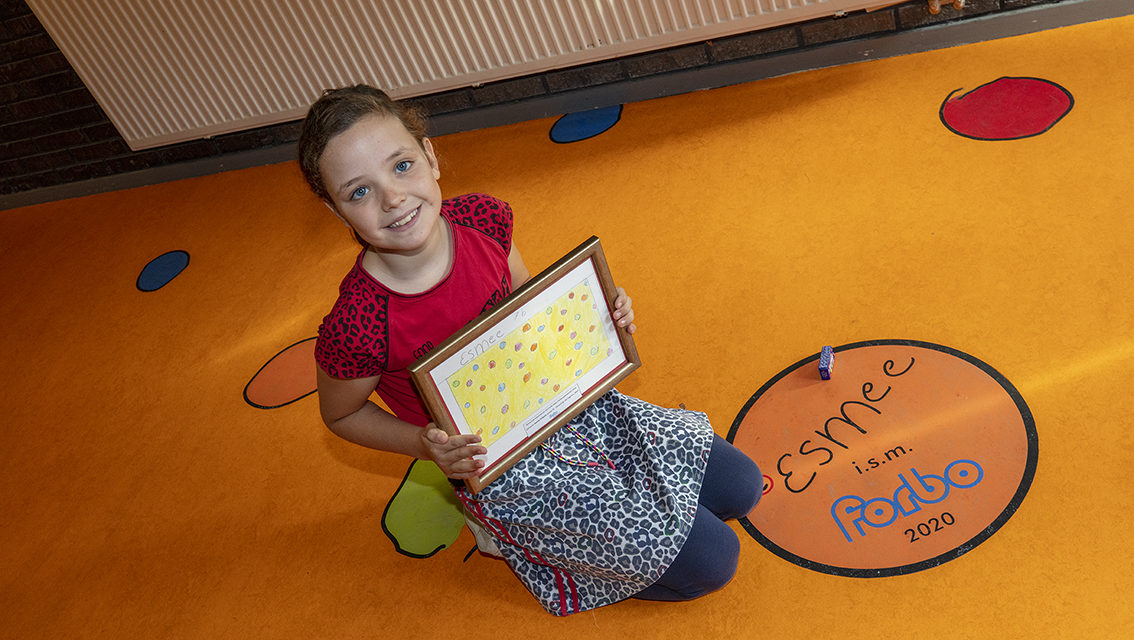 Esmee uit groep 8 wint vloerontwerpwedstrijd Forbo