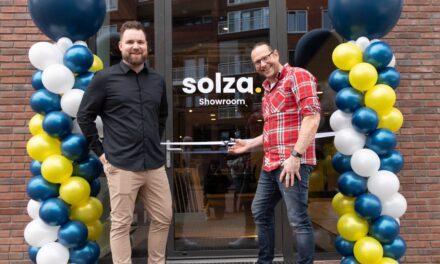 Vloerenwinkel Solza opent haar deuren