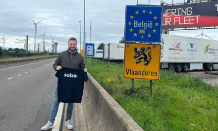 Vloerenwinkel Solza breidt uit naar België