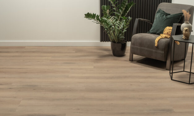 Floer introduceert Landhuis Click PVC