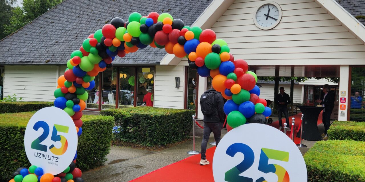 Uzin Utz viert 25e Relatiedag op extra feestelijke wijze