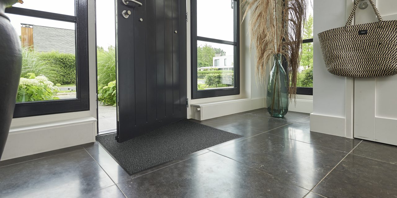 Rinos presenteert natuurgeïnspireerde innovaties tijdens Flanders Flooring Days 2025