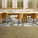 Interface geeft parketvloer een eigentijdse twist met de nieuwe Cut & Form™ LVT