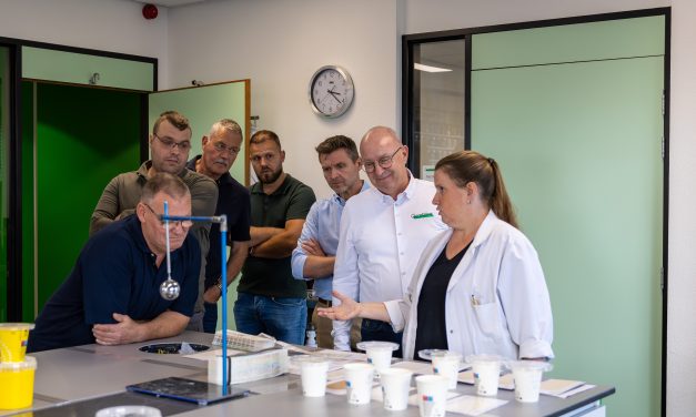 Quartzline viert 50-jarig bestaan met succesvolle relatiedagen