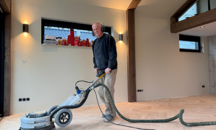 Albert van der Meer kiest bewust voor echt hout  –Vloeren Business Premium